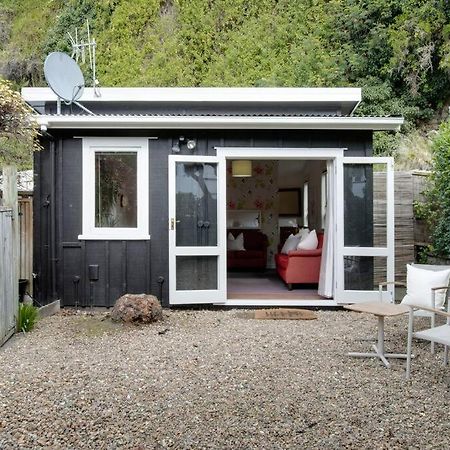 Tiny Home Big Vibes In Central Napier Exterior foto